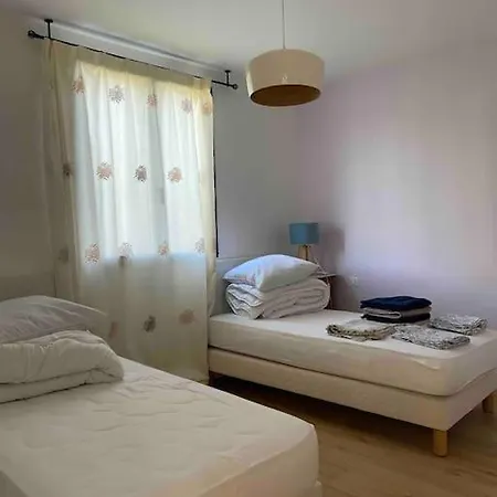 Maison Au Calme Avec Jardin A 8 Minutes Des Plages Prázdninový dům *