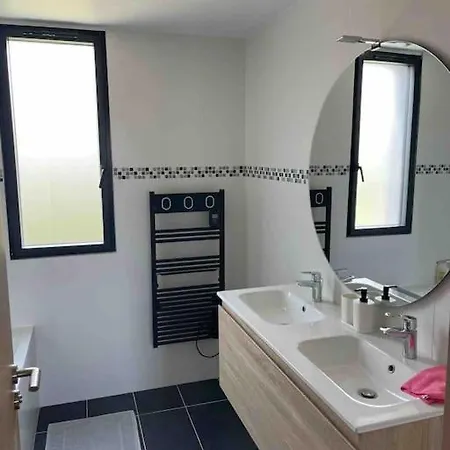 Prázdninový dům Maison Au Calme Avec Jardin A 8 Minutes Des Plages Touques